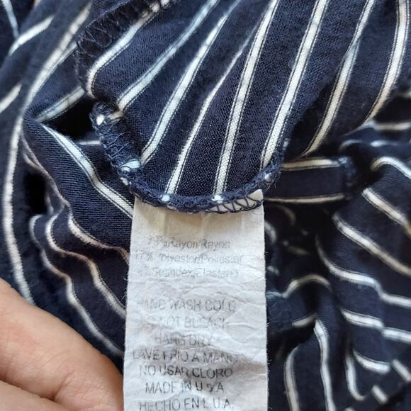 🔴3/$20 Daisy Navy White Striped Pants Romper Size L - Picture 13 of 13